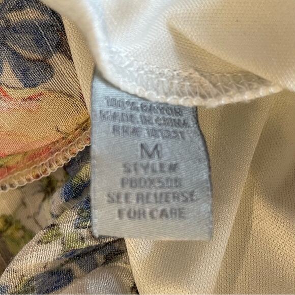 CHARLOTTE RUSSE BOHO CROCHET LONG SLEEVE FLORAL ROMPER MEDIUM - Picture 7 of 10